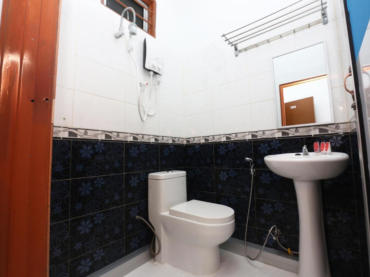 Super Oyo 89435 Nusantara Group Hotel Jertih Экстерьер фото