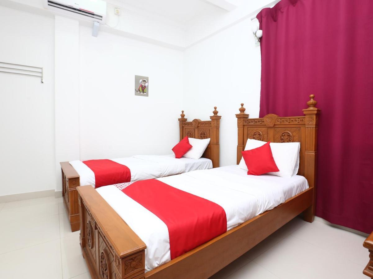 Super Oyo 89435 Nusantara Group Hotel Jertih Экстерьер фото