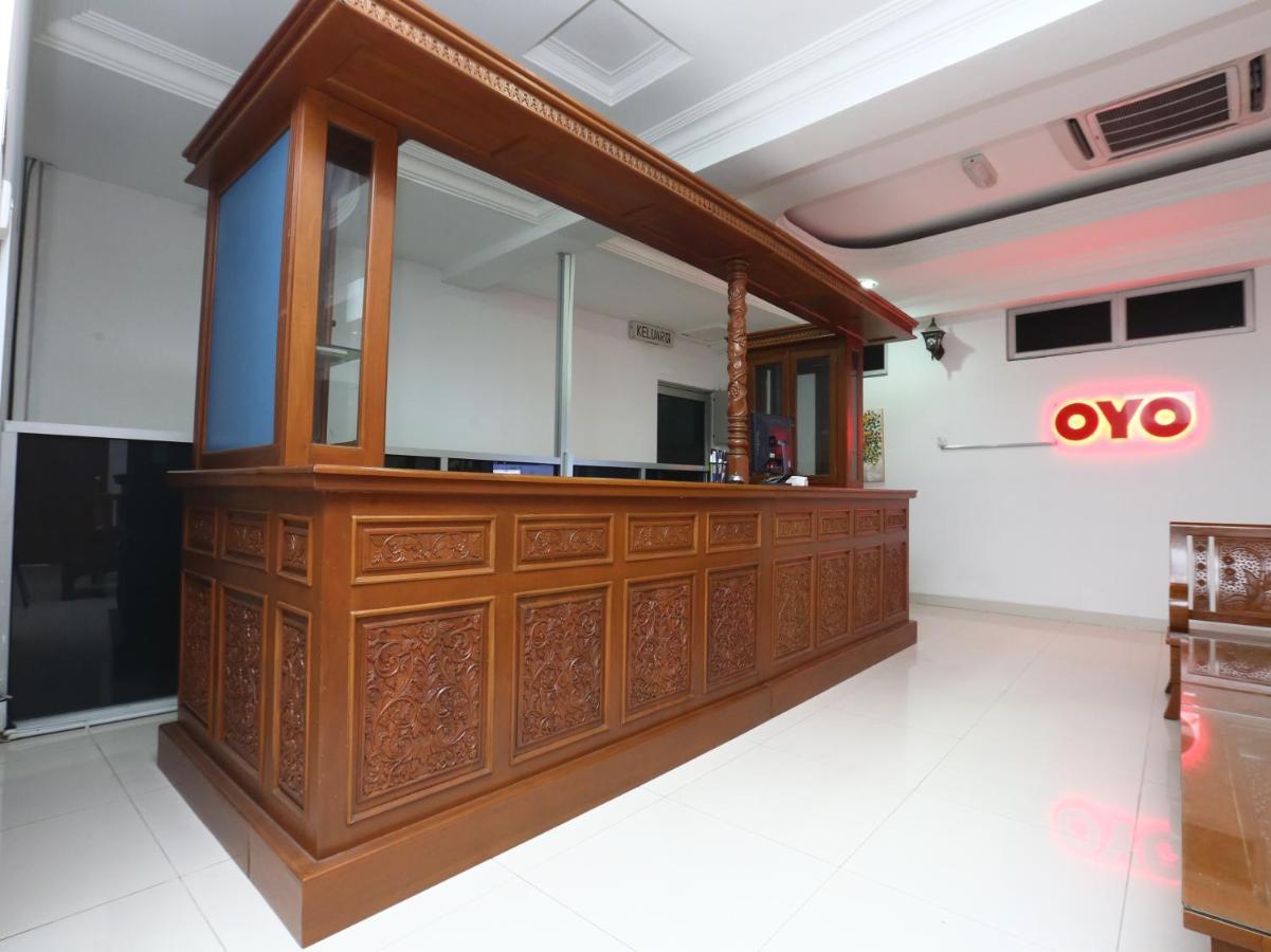 Super Oyo 89435 Nusantara Group Hotel Jertih Экстерьер фото